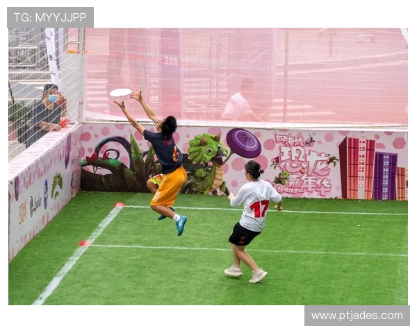 广州飞盘队边路渗透战术解析与实战应用探讨