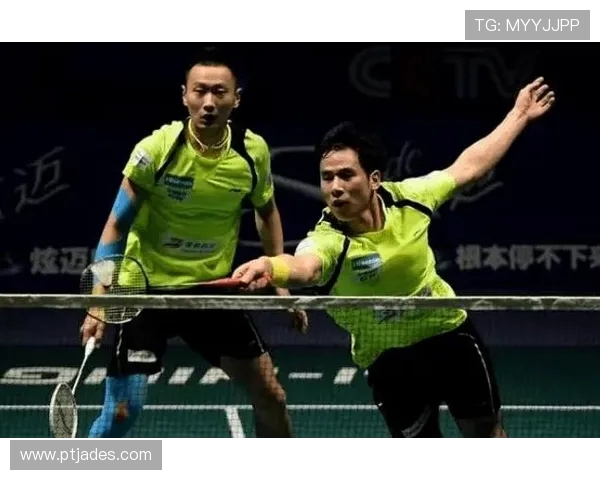 成都羽毛球队战术解析与运营体系探讨